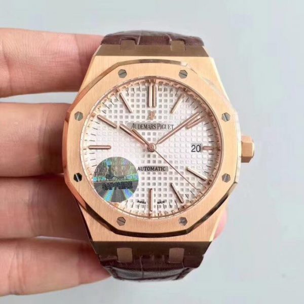 Đồng Hồ Audemars Piguet Rep 1-1  Selfwinding 15450OR