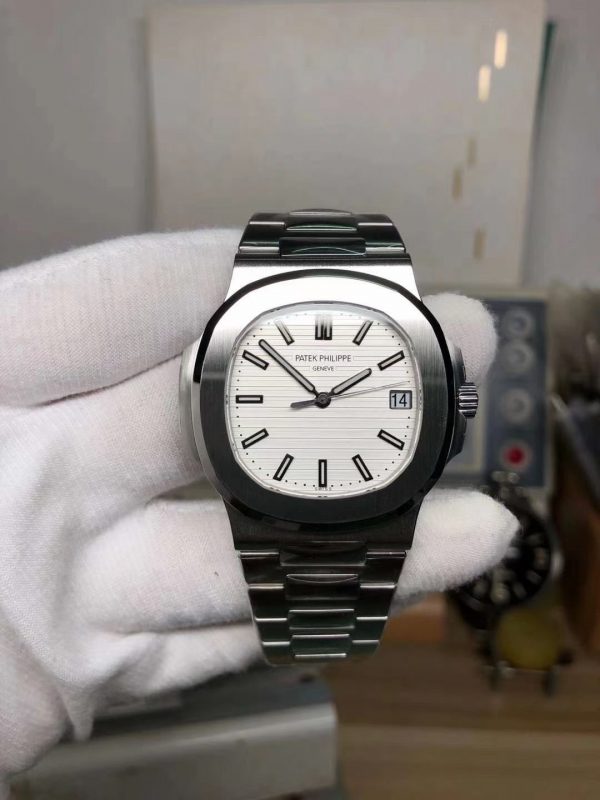 Đồng Hồ Patek Philippe Fake 1-1 Nautilus 5711/1A-011