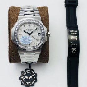 Đồng Hồ Patek Philippe Super Fake Nautilus 5711/110A