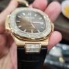 Patek Philippe Nautilus 5711/1R Chế Tác Vàng Khối 18k Kim Baguette