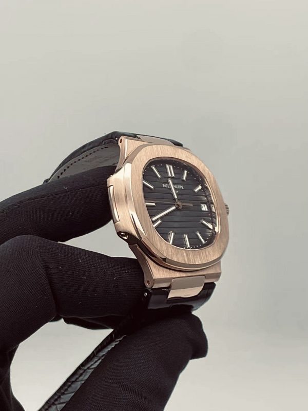 PATEK PHILIPPE NAUTILUS 5711 Rep 1:1 ROSE GOLD  DÂY DA