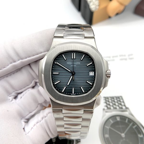 Đồng Hồ Patek Philippe Nautilus Super Fake 1:1 5711/1A-010