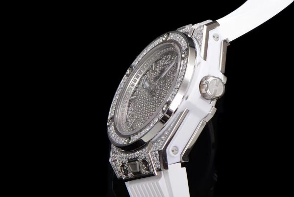 Đồng Hồ Hublot Big Bang One Click Fake Diamonds 39MM