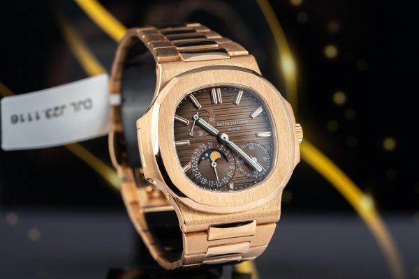 Đồng Hồ Patek Philippe Nautilus 5712R Vàng Hồng 18k